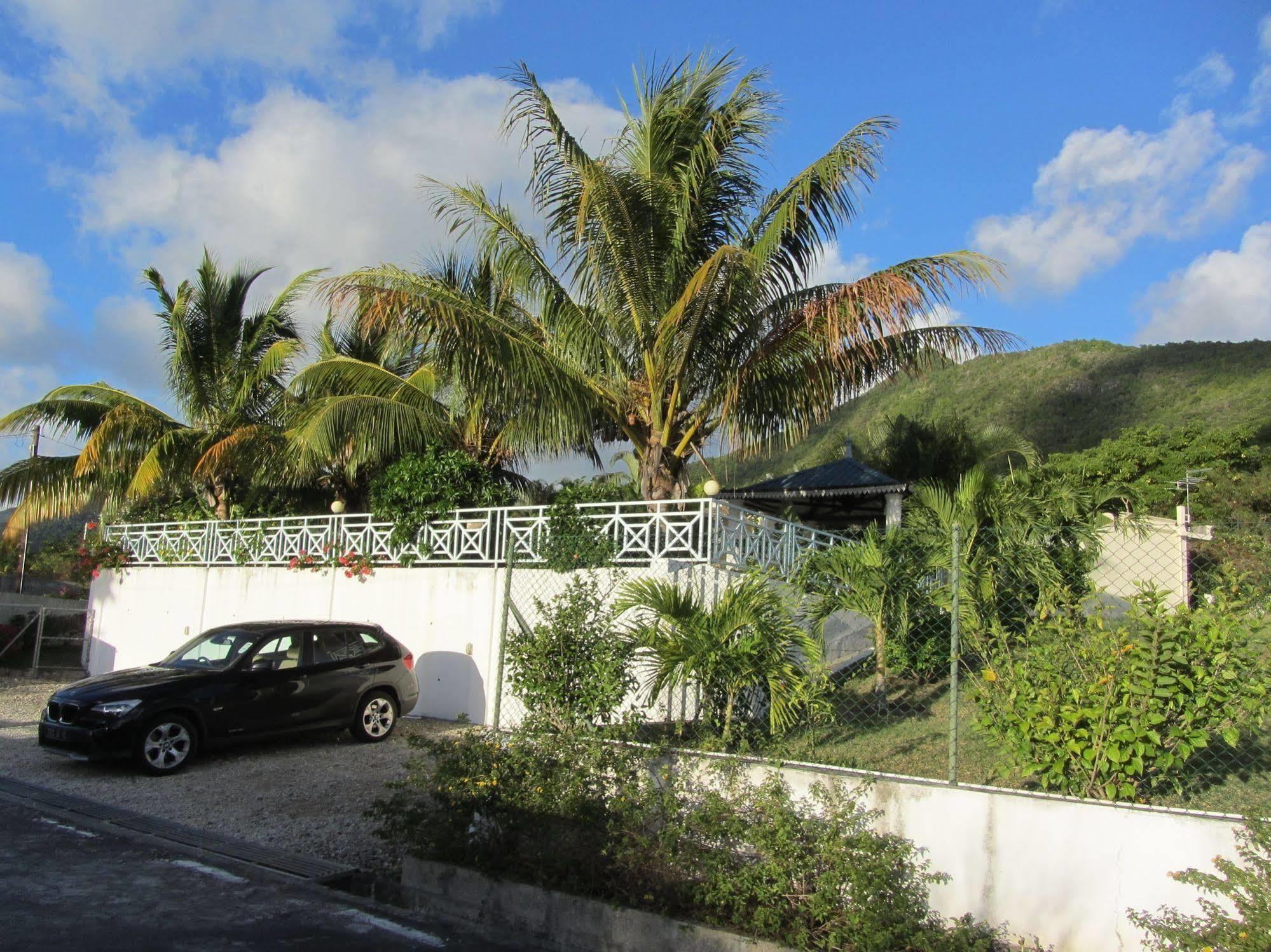Villa Marisa Residences